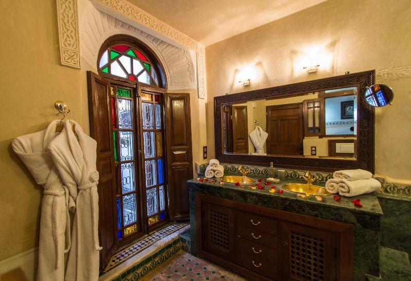 Riad Les Remparts De フェズ エクステリア 写真